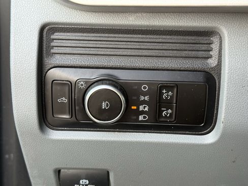 Used 2025 Ford F250 XLT AWD/4WD image 24