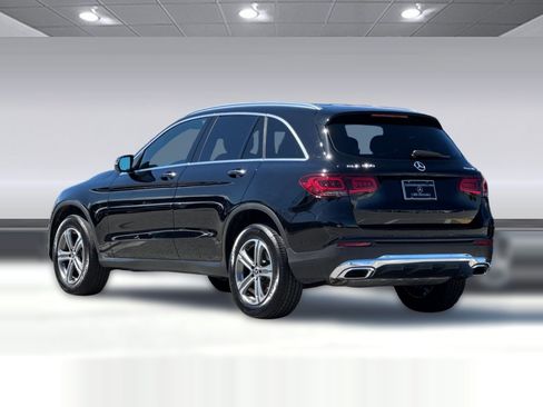 Used 2022 Mercedes-Benz GLC 300 4MATIC image 3