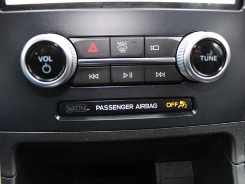 Used 2024 Ford Edge SEL image 12