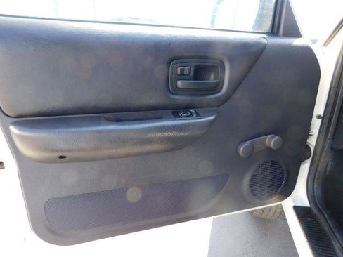 Used 2000 Jeep Cherokee SE image 11