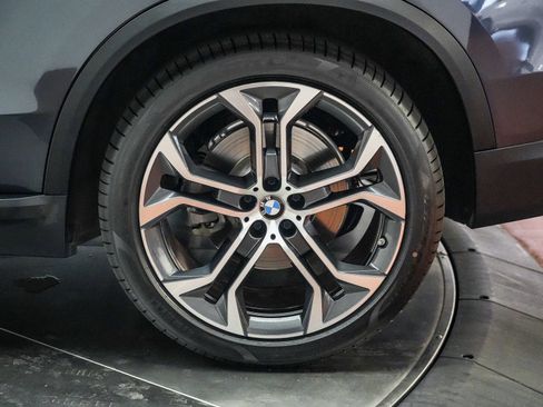 Used 2021 BMW X5 sDrive40i w/ Premium Package RWD image 9