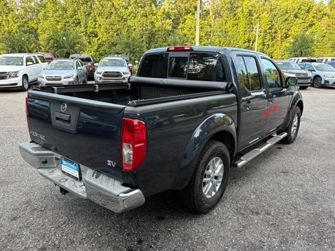 Used 2016 Nissan Frontier SV RWD image 5