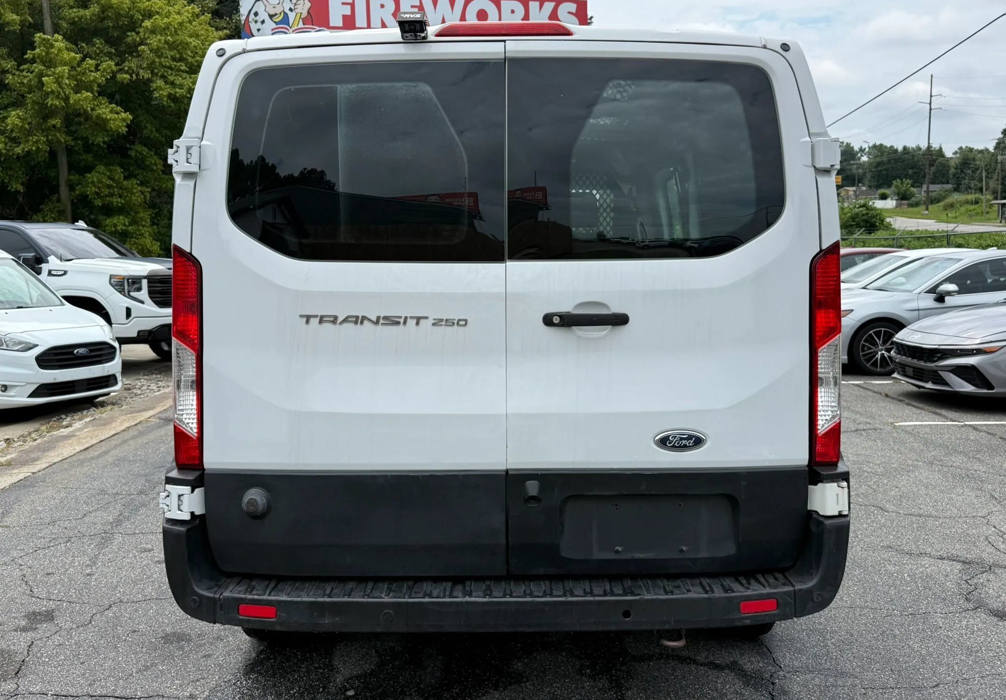 Used 2019 Ford Transit 250 130 Low Roof w/ Exterior Upgrade Package RWD image 4