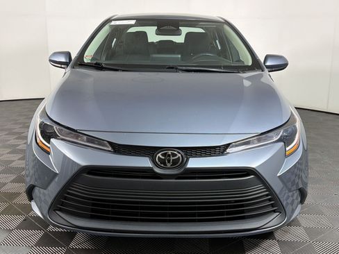 Used 2024 Toyota Corolla LE FWD image 5