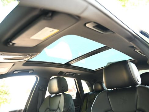 Used 2019 Audi SQ5 Premium Plus AWD/4WD image 15