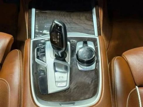 Used 2018 BMW 750i xDrive 750i xDrive image 17