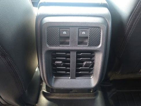 Used 2025 Ford Bronco Outer Banks w/ Sasquatch Package AWD/4WD image 18