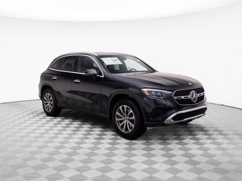New 2025 Mercedes-Benz GLC 300 4MATIC image 7