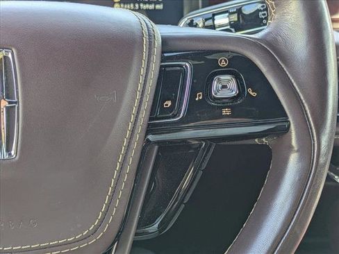 Used 2022 Lincoln Aviator Black Label w/ Dynamic Handling Package image 16