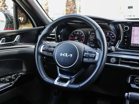 Used 2024 Kia K5 GT image 15