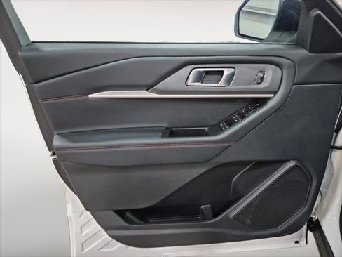 New 2025 Ford Explorer ST-Line image 11