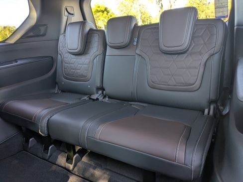 New 2026 Nissan Armada Platinum Reserve image 17