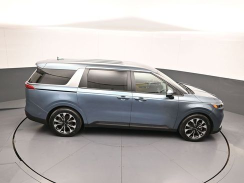 Used 2024 Kia Carnival EX FWD image 38