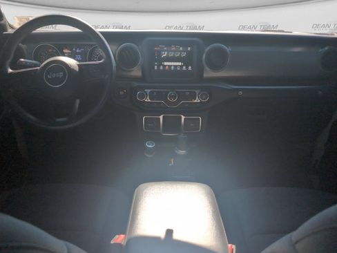 Used 2022 Jeep Wrangler Unlimited Sport AWD/4WD image 13