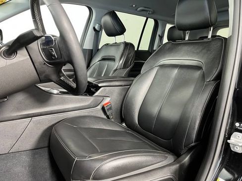 Used 2023 Jeep Grand Cherokee Limited AWD/4WD image 17