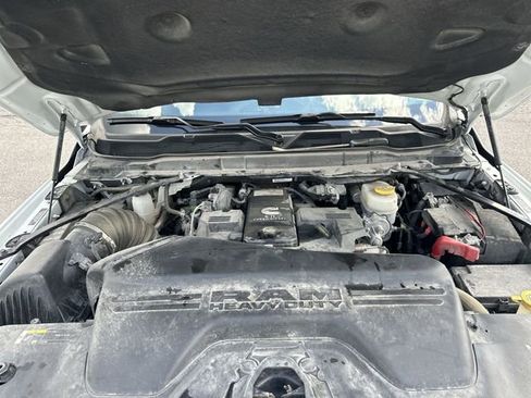 Used 2024 RAM 3500 Big Horn AWD/4WD image 19
