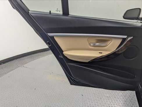 Used 2018 BMW 330i Sedan image 16