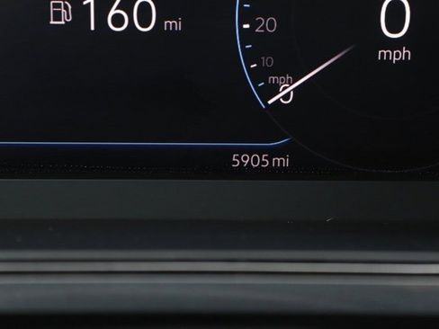 Used 2024 Volkswagen Taos SEL image 31