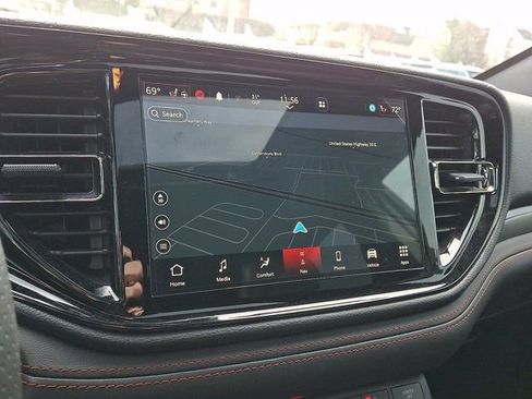 Certified 2023 Dodge Durango GT image 22