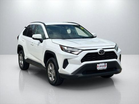 Certified 2025 Toyota RAV4 XLE FWD image 3