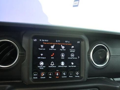 Used 2020 Jeep Wrangler Unlimited Sahara AWD/4WD image 19