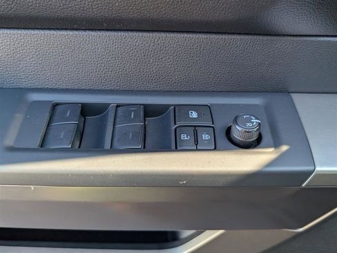 Used 2022 Toyota Tundra SR5 image 19