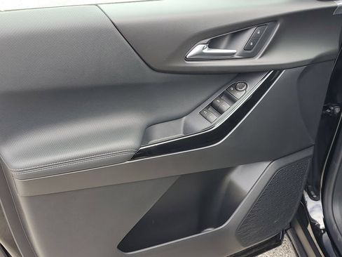 New 2026 Chevrolet Equinox LT w/ Midnight Edition FWD image 18