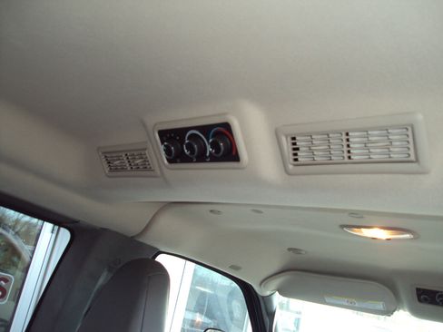 Used 2016 Chevrolet Express 2500 LS image 13