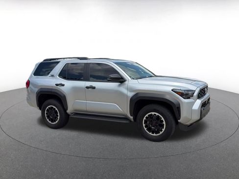 Used 2025 Toyota 4Runner TRD Off-Road AWD/4WD image 2