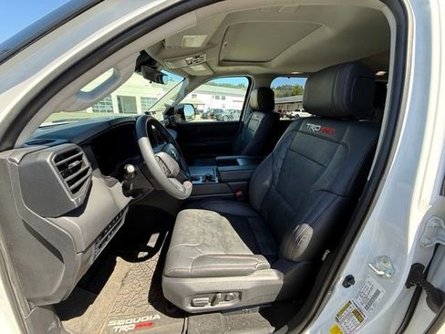 Used 2023 Toyota Sequoia TRD Pro AWD/4WD image 10