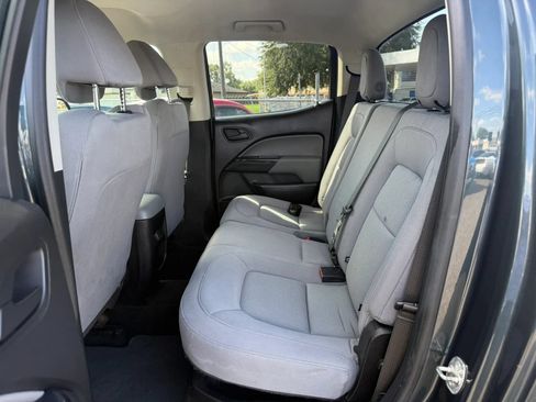 Used 2017 GMC Canyon 2WD Crew Cab w/ Convenience Package image 10