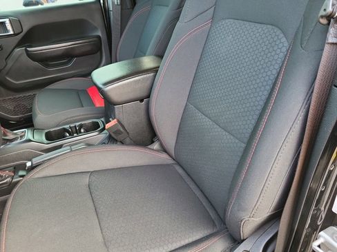 Certified 2019 Jeep Wrangler Unlimited Rubicon image 26