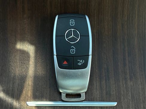 Used 2019 Mercedes-Benz C 300 4MATIC Sedan image 43