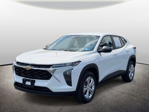 Used 2024 Chevrolet Trax LS FWD image 5