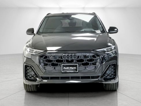 New 2026 Audi Q8 Prestige image 8
