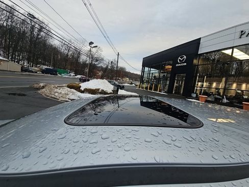 Used 2020 MAZDA CX-5 Touring image 12