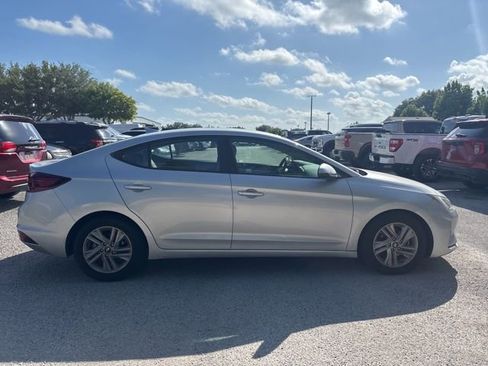 Used 2020 Hyundai Elantra SEL FWD image 4