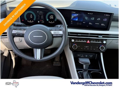 Used 2025 Hyundai Tucson SEL AWD/4WD image 11