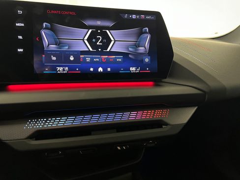 Used 2025 BMW M235i xDrive w/ Premium Package image 28