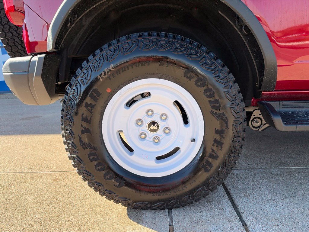 New 2026 Ford Bronco Heritage Edition AWD/4WD image 7