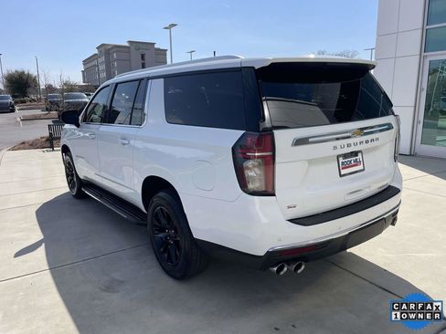 Used 2023 Chevrolet Suburban Premier image 11