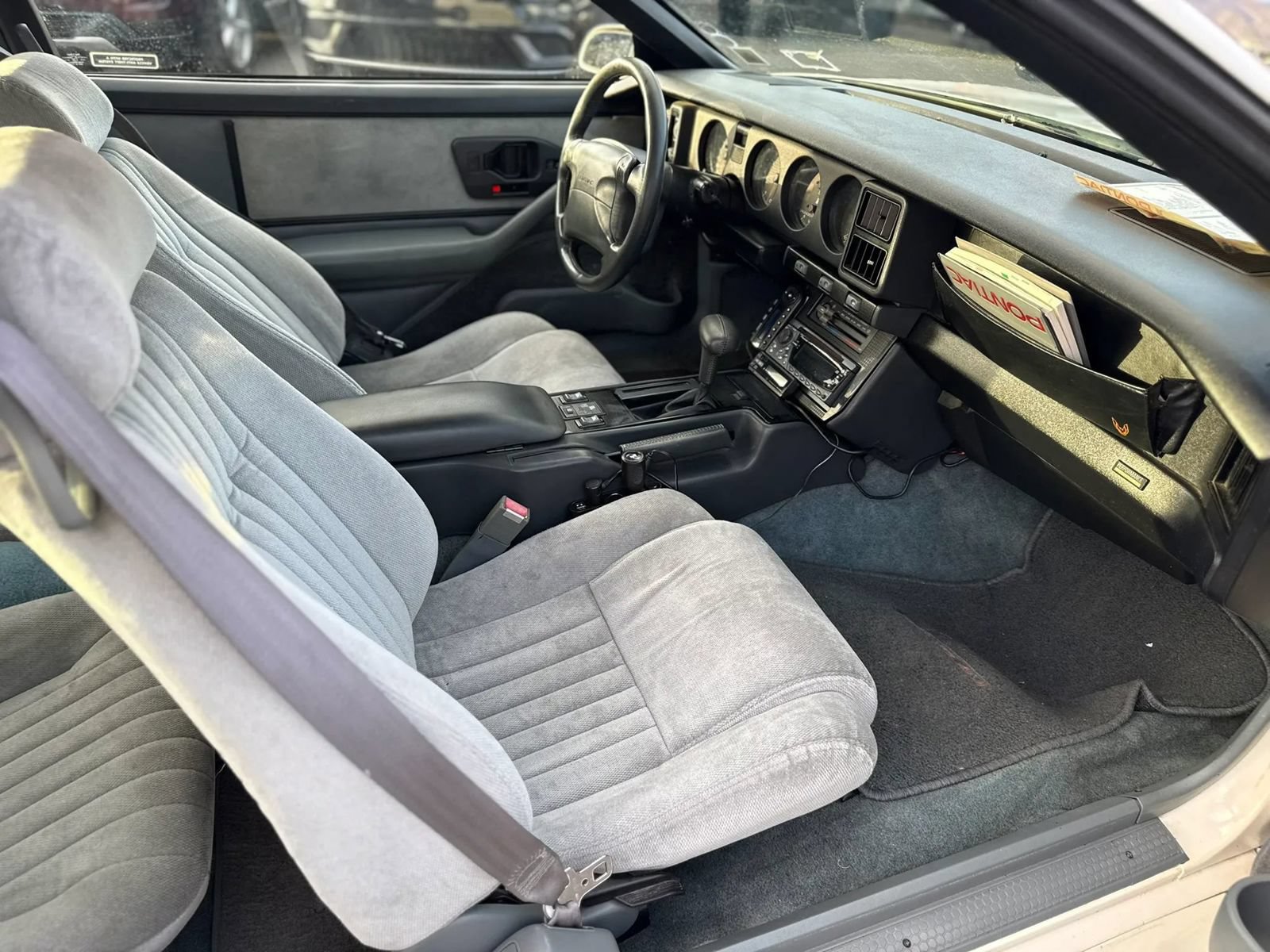 Used 1990 Pontiac Firebird Trans Am RWD image 17