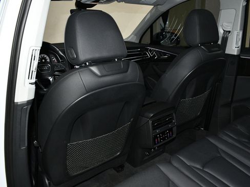 Used 2023 Audi Q7 3.0T Prestige w/ Prestige Package image 15