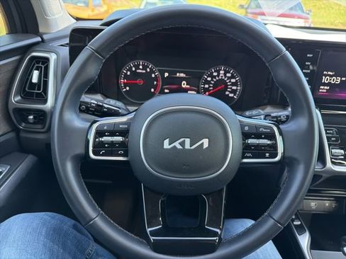 Used 2022 Kia Sorento X-Line EX AWD/4WD image 18