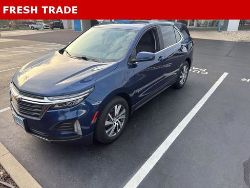 Used 2022 Chevrolet Equinox LT FWD image 1