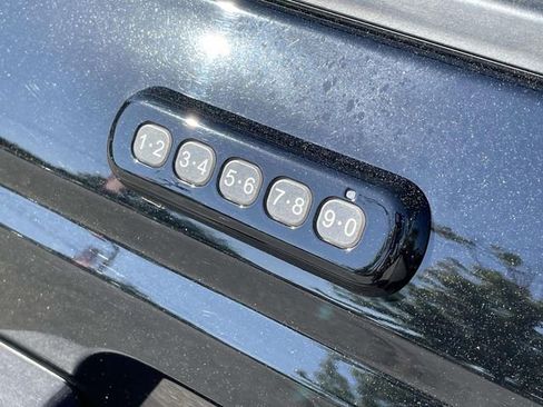 Certified 2022 Ford Bronco Badlands AWD/4WD image 11