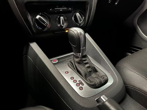Used 2014 Volkswagen Jetta SE image 11