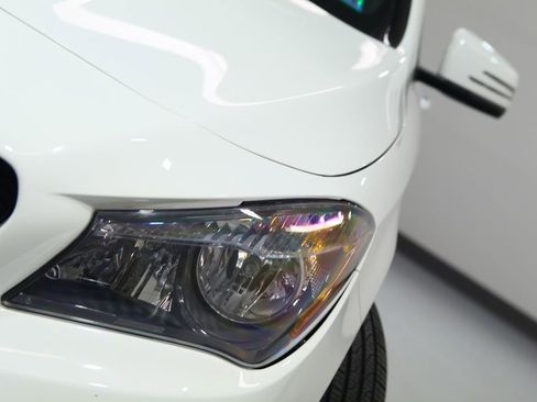Used 2019 Mercedes-Benz CLA 250 4MATIC image 9