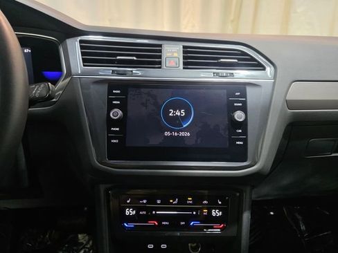 Certified 2023 Volkswagen Tiguan SE AWD/4WD image 20