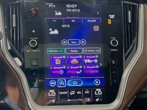 Used 2021 Subaru Outback Touring w/ Popular Package #2 image 16